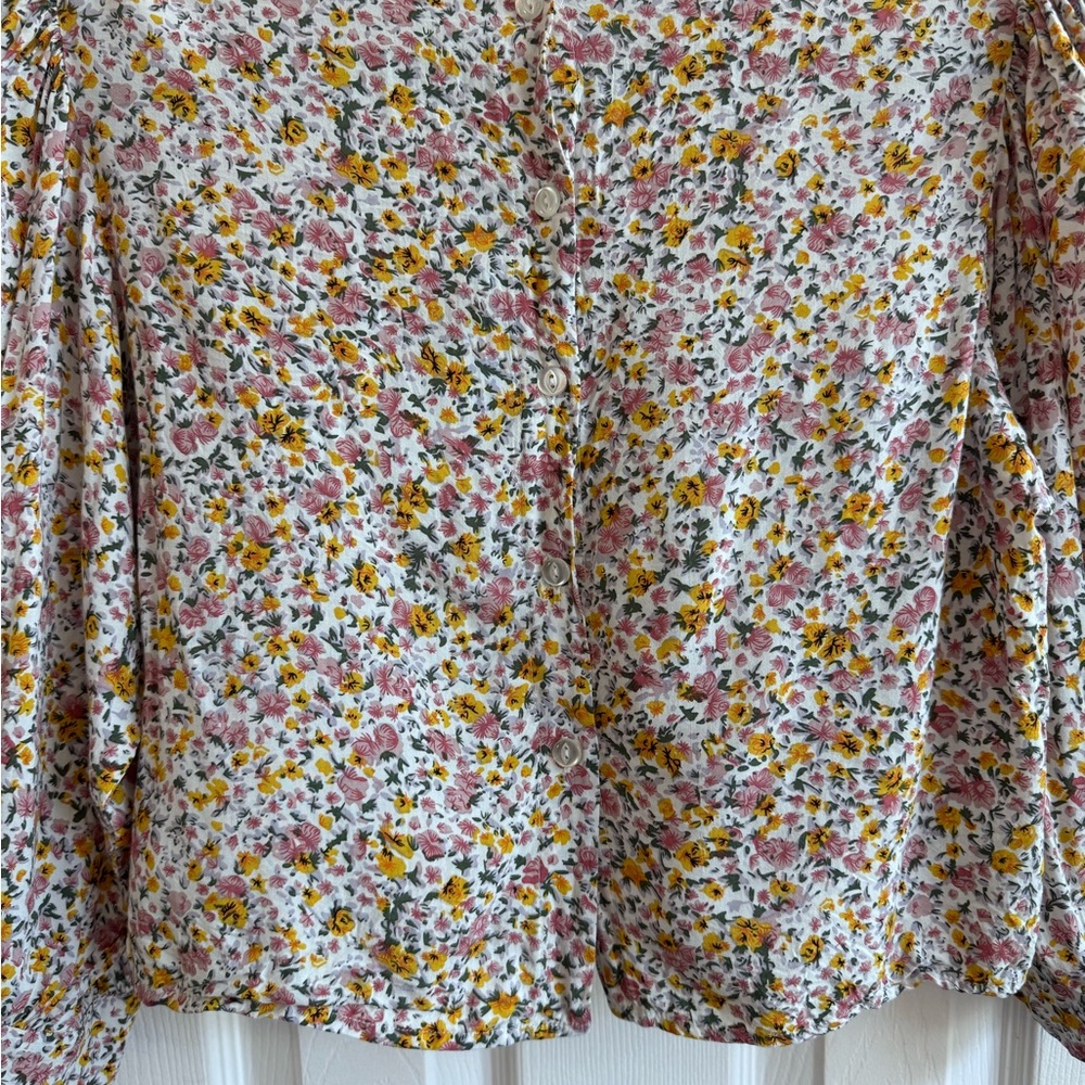 ROLLAS Stephanie Coast Floral Blouse Cropped Button Back Top Size Small - Picture 5 of 6
